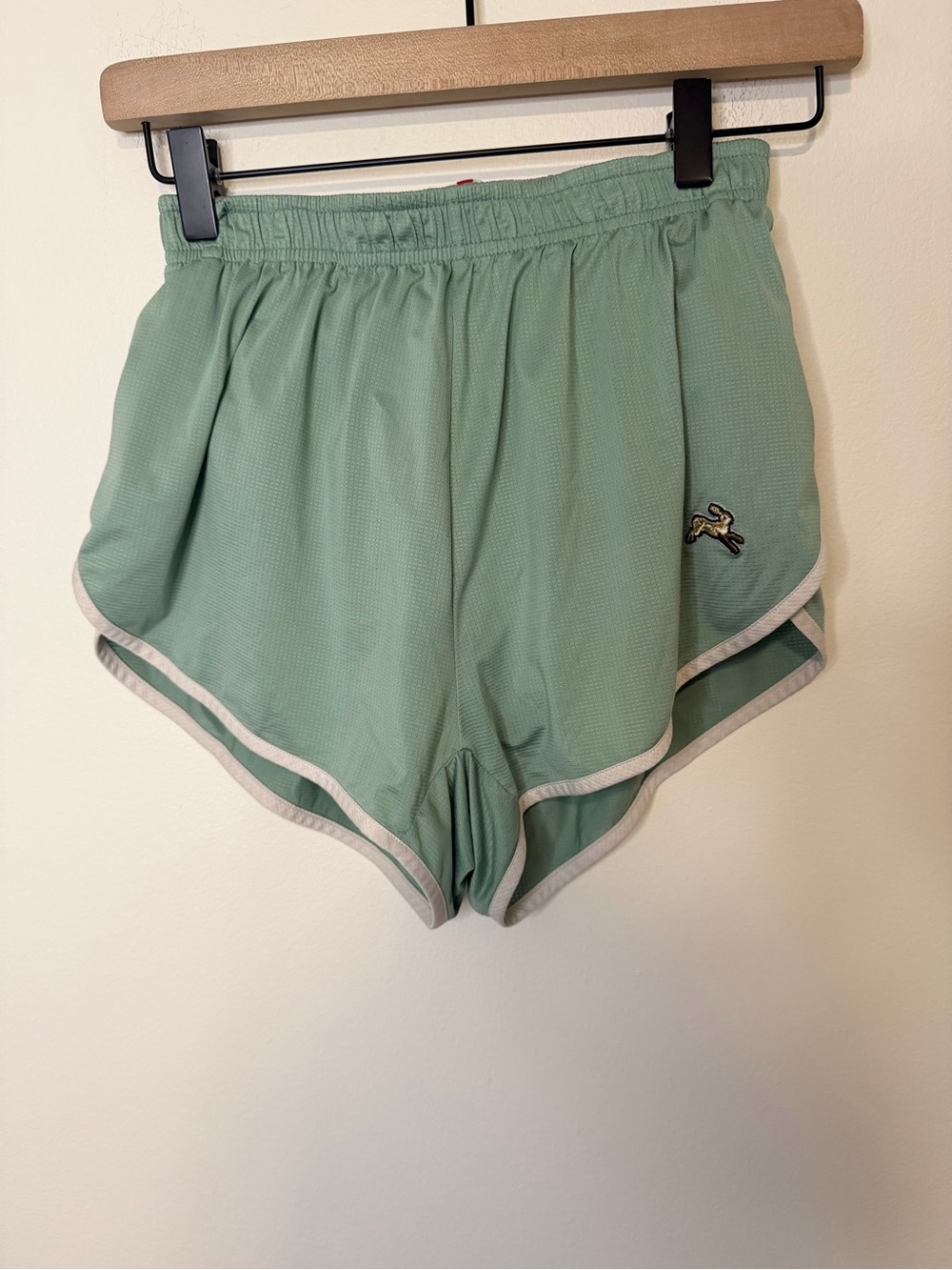 Tracksmith Women’s Van Cortlandt Shorts — XS